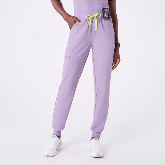 Figs Lavender Jogger Pants with Neon Green Drawstring - Picture 1 of 2